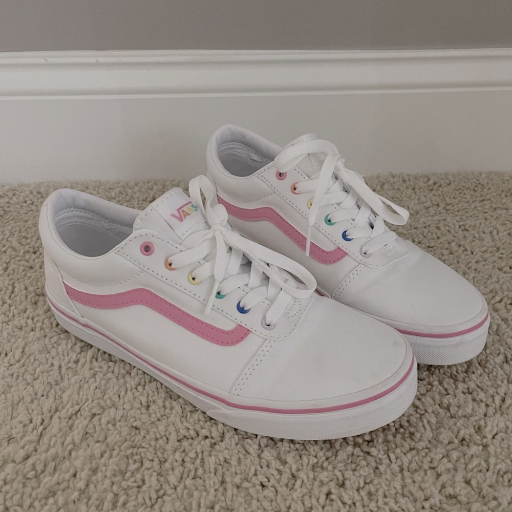 Van’s Ward white/pink/rainbow colored sneakers- big  kids sz 6/women’s sz 7.5